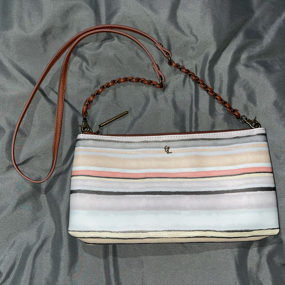 ELLIOTT LUCCA Striped Artisan Handbag Purse ~ Crossbody ~Wristlet ~ Wear 3 Ways.
